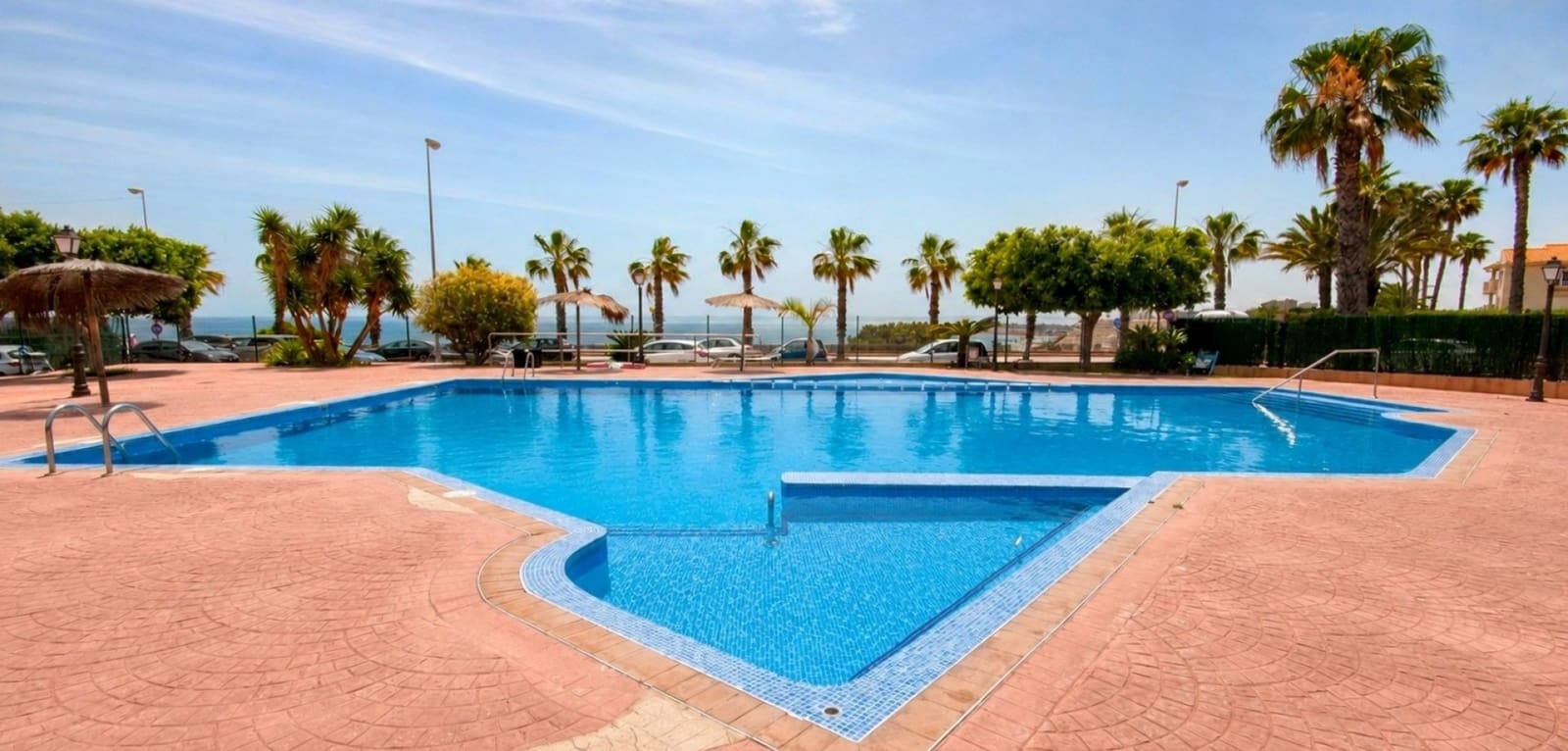 2 bedroom Apartment for sale in Cabo Roig with pool - € 224,000 (Ref: 9974471)