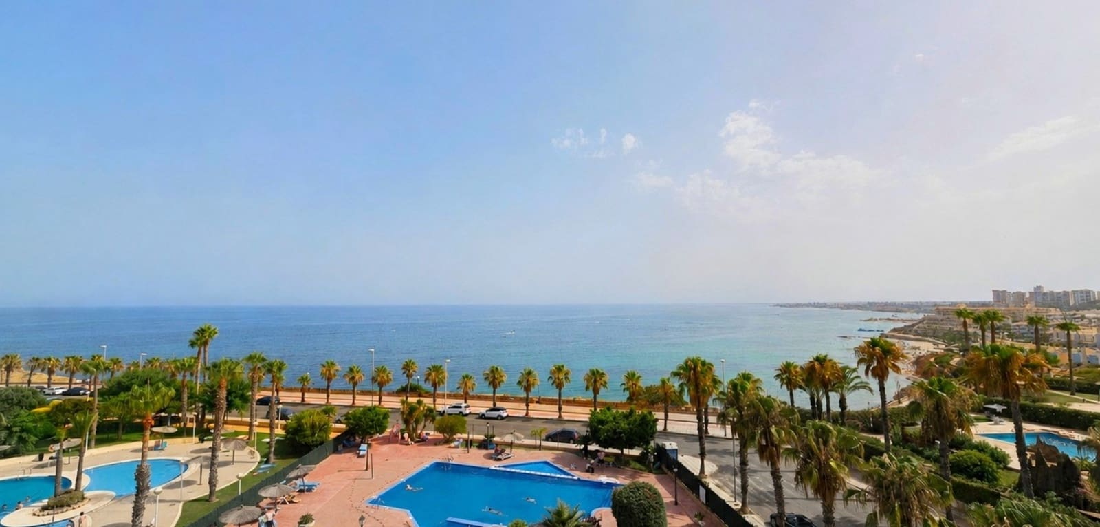 2 bedroom Apartment for sale in Cabo Roig with pool - € 224,000 (Ref: 9974471)