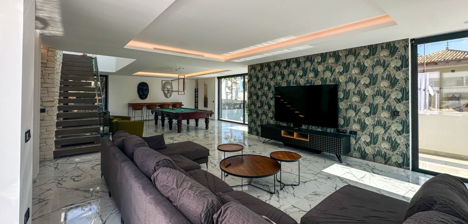 4 chambre Villa/Maison à vendre à Villamartin avec piscine - 2 950 000 € (Ref: 9974658)