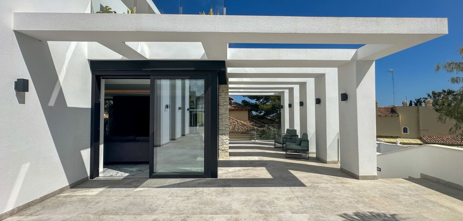 4 chambre Villa/Maison à vendre à Villamartin avec piscine - 2 950 000 € (Ref: 9974658)
