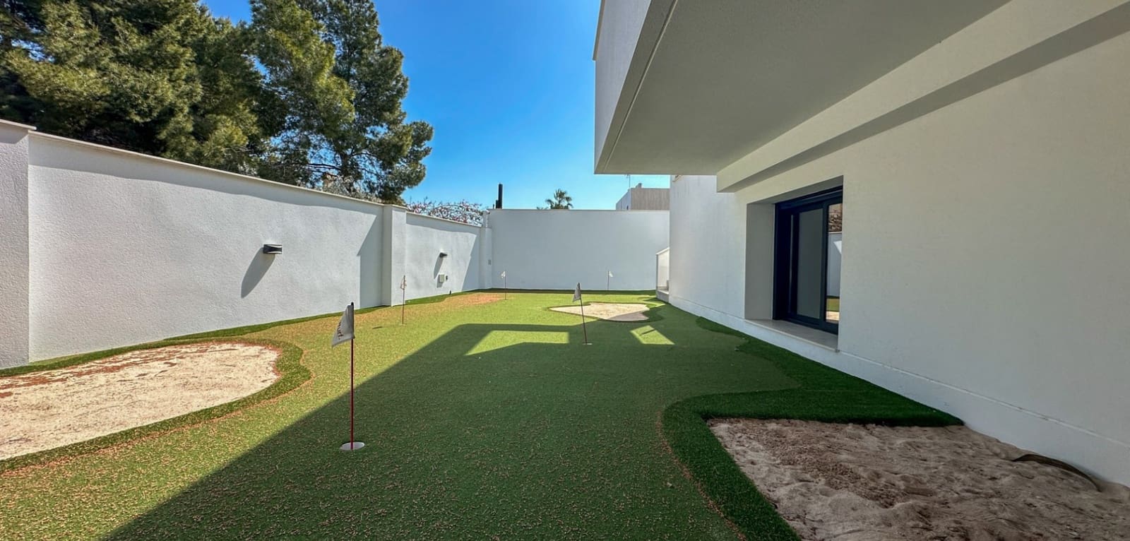 4 chambre Villa/Maison à vendre à Villamartin avec piscine - 2 950 000 € (Ref: 9974658)
