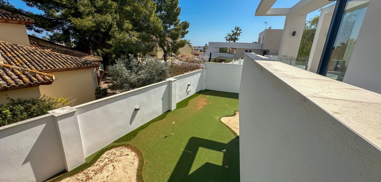 4 chambre Villa/Maison à vendre à Villamartin avec piscine - 2 950 000 € (Ref: 9974658)