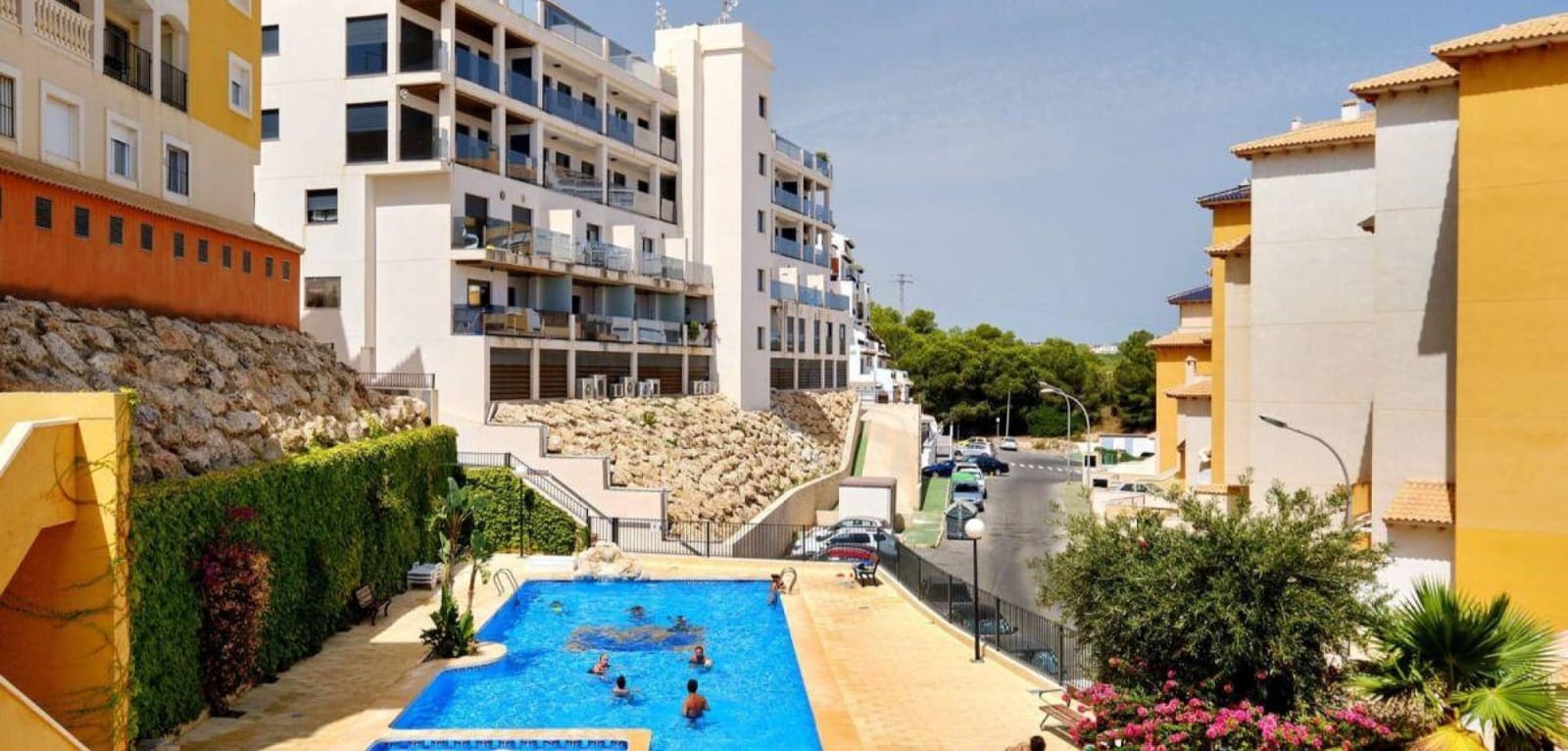 3 Zimmer Apartment zu verkaufen in Campoamor mit Pool - 250.000 € (Ref: 9990934)