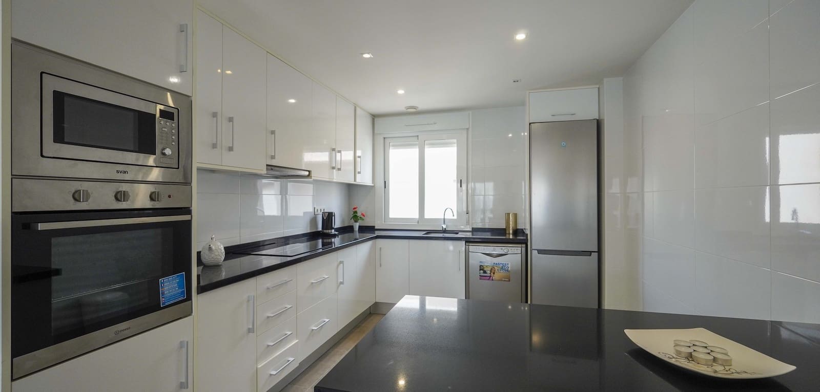 2 makuuhuone Huoneisto myytävänä paikassa Torrevieja mukana uima-altaan - 285 000 € (Ref: 9990935)