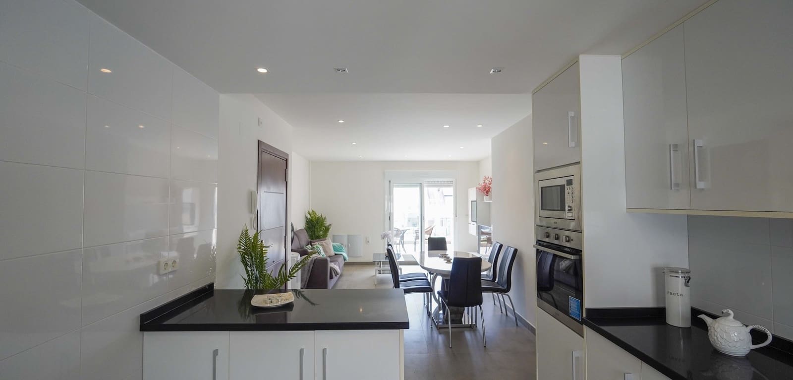 2 makuuhuone Huoneisto myytävänä paikassa Torrevieja mukana uima-altaan - 285 000 € (Ref: 9990935)