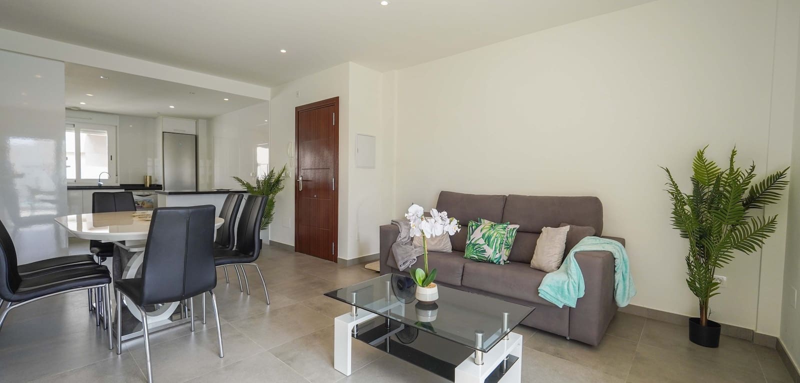 2 makuuhuone Huoneisto myytävänä paikassa Torrevieja mukana uima-altaan - 285 000 € (Ref: 9990935)