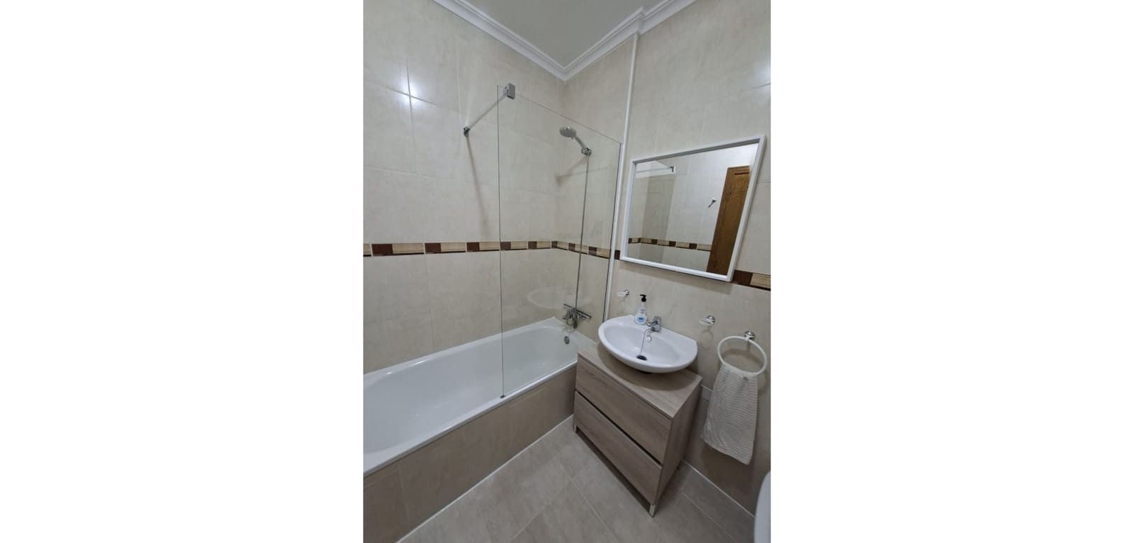 2 bedroom Apartment for sale in Orihuela with pool - € 174,000 (Ref: 9996048)