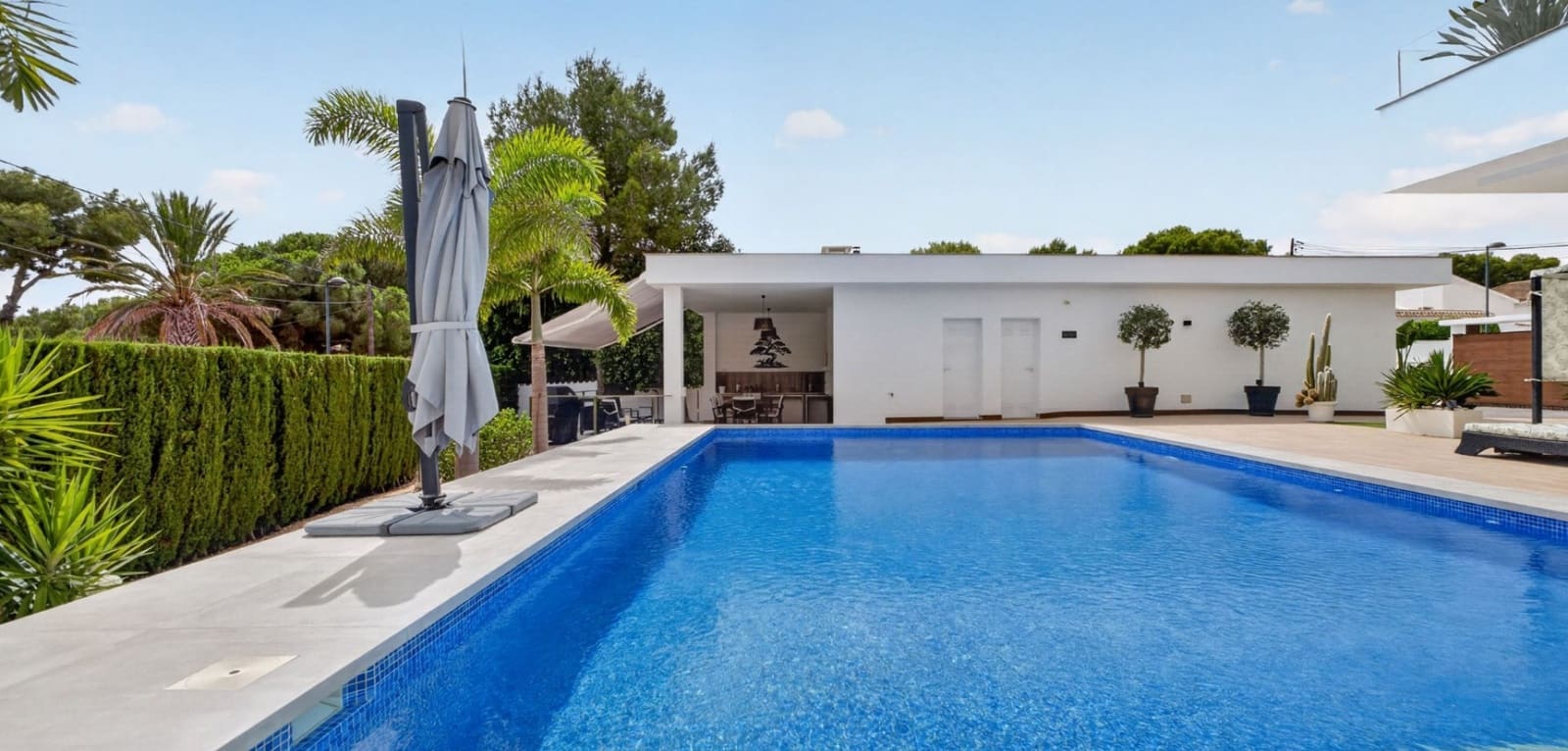 4 camera da letto Villa in vendita in Pinar de Campoverde con piscina garage - 1.475.000 € (Rif: 9999291)