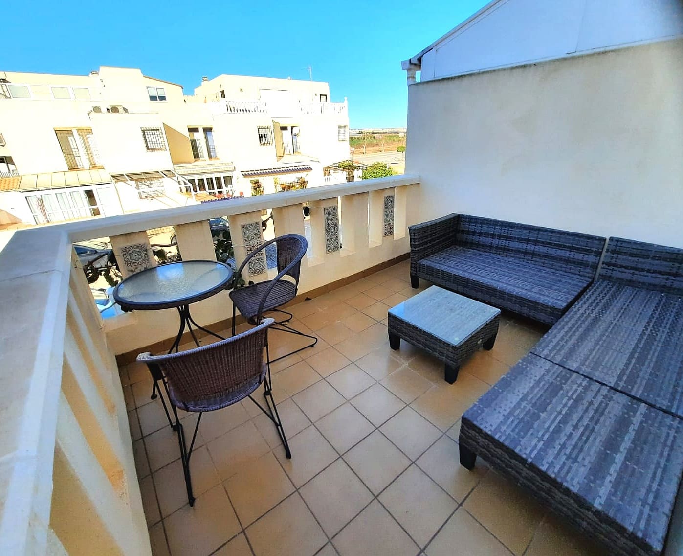 3 slaapkamer Halfvrijstaande villa te koop in San Pedro del Pinatar met garage - € 245.000 (Ref: 8980507)