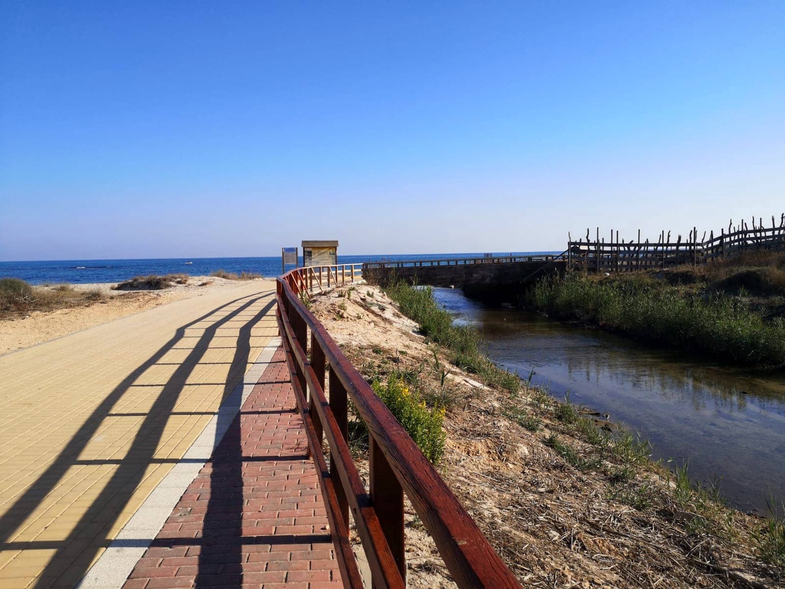 3 slaapkamer Halfvrijstaande villa te koop in San Pedro del Pinatar met garage - € 245.000 (Ref: 8980507)