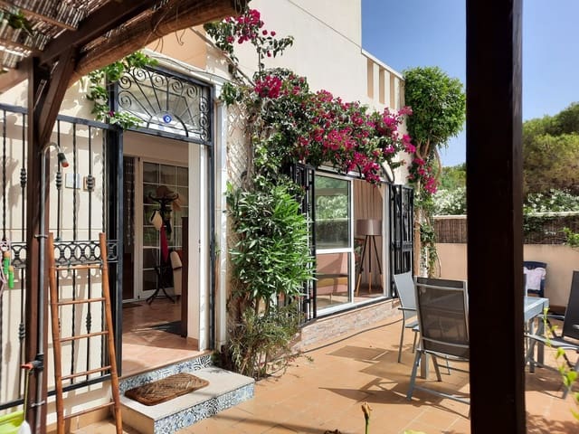 3 Zimmer Doppelhaus zu verkaufen in El Mojón - Las Salinas, San Pedro del Pinatar mit Garage - 245.000 € (Ref: 8980507)