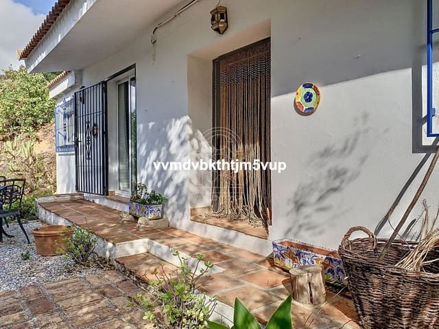 2 soverom Villa til salgs i Comares - € 175 000 (Ref: 8790865)