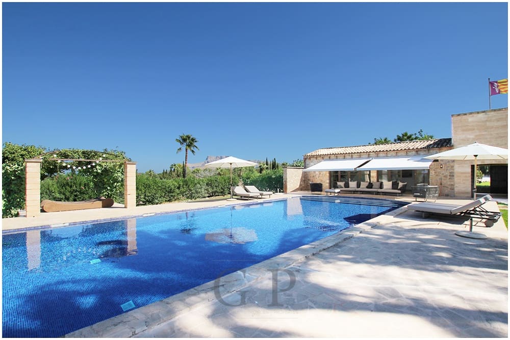 5 bedroom Finca/Country House for sale in Colonia de Sant Pere / Colonia de San Pedro with pool garage - € 4,795,000 (Ref: 10130410)