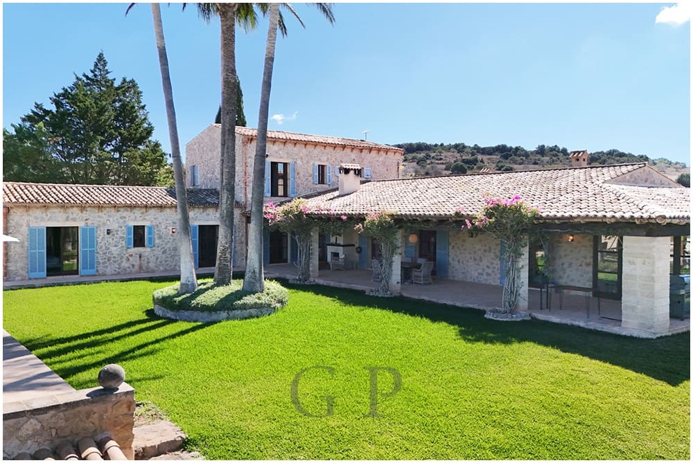 5 bedroom Finca/Country House for sale in Colonia de Sant Pere / Colonia de San Pedro with pool garage - € 4,795,000 (Ref: 10130410)