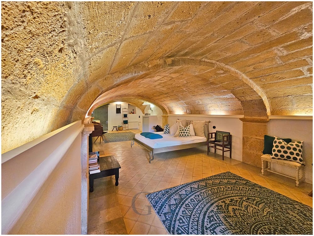 3 bedroom Townhouse for sale in Capdepera with pool - € 1,800,000 (Ref: 10167102)