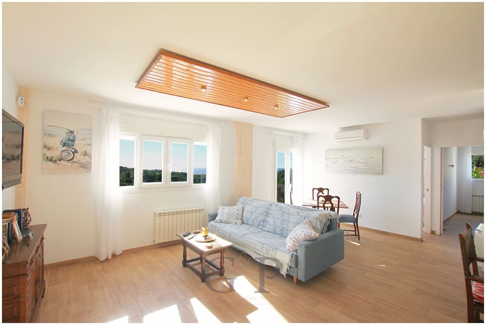 5 soveværelse Villa til salg i Cala Ratjada med swimmingpool - € 1.350.000 (Ref: 9552263)