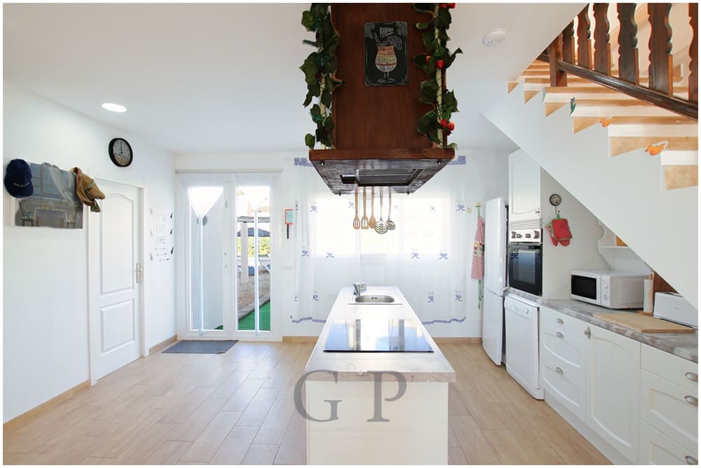 5 soveværelse Villa til salg i Cala Ratjada med swimmingpool - € 1.350.000 (Ref: 9552263)