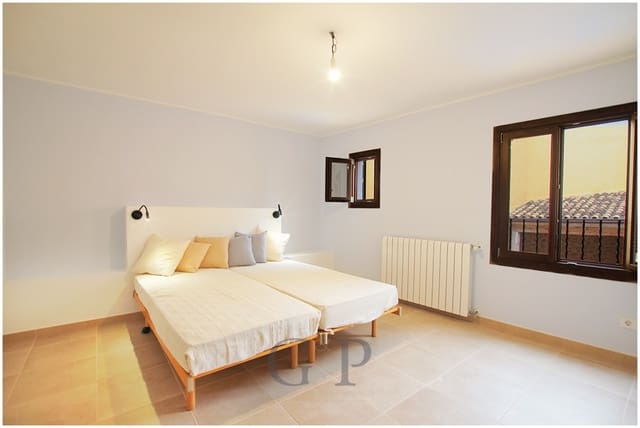 3 soveværelse Byhus til salg i Capdepera med swimmingpool - € 785.000 (Ref: 9552266)