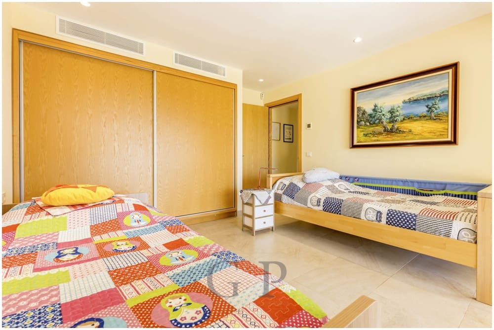 Chalet de 5 habitaciones en Cala Ratjada en venta con piscina - 3.900.000 € (Ref: 9552270)