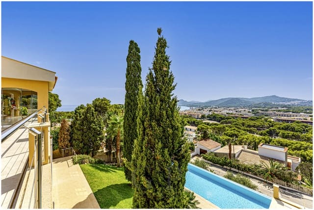 Chalet de 5 habitaciones en Cala Ratjada, Capdepera en venta con piscina - 3.900.000 € (Ref: 9552270)