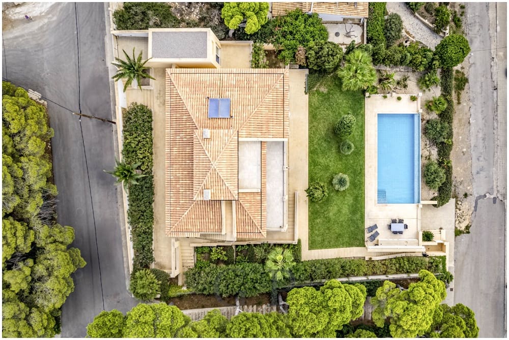 Chalet de 5 habitaciones en Cala Ratjada en venta con piscina - 3.900.000 € (Ref: 9552270)