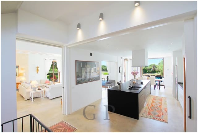 5 soverom Finca/Herregård til salgs i Son Carrio, Sant Llorenç des Cardassar med svømmebasseng - € 2 900 000 (Ref: 9552273)