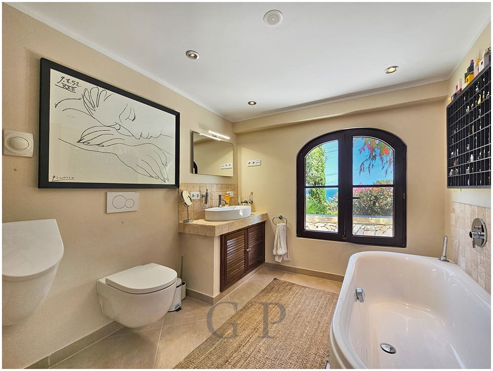 Chalet de 4 habitaciones en Canyamel en venta con piscina - 1.890.000 € (Ref: 9552275)