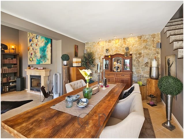 4 soveværelse Villa til salg i Canyamel, Capdepera med swimmingpool - € 1.890.000 (Ref: 9552275)