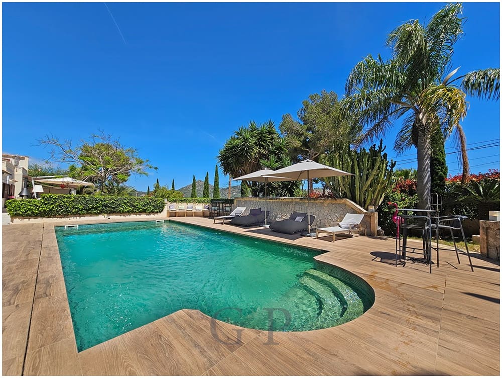 Chalet de 4 habitaciones en Canyamel en venta con piscina - 1.890.000 € (Ref: 9552275)