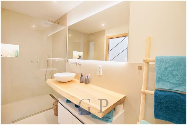 4 soveværelse Byhus til salg i Capdepera med swimmingpool - € 1.175.000 (Ref: 9552277)