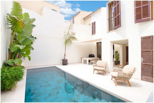 4 soveværelse Byhus til salg i Capdepera med swimmingpool - € 1.175.000 (Ref: 9552277)