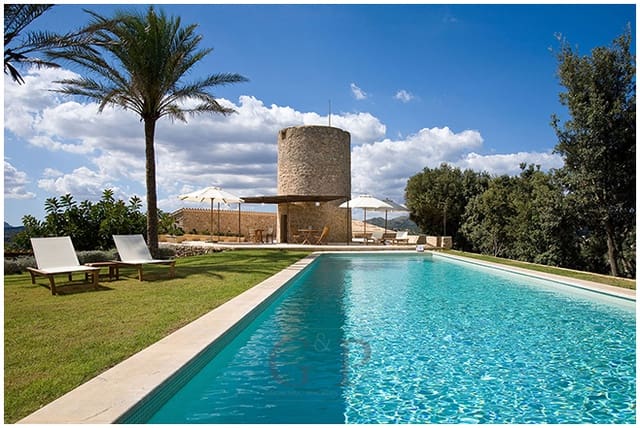 7 chambre Finca/Maison de Campagne à vendre à Artà avec piscine - 3 500 000 € (Ref: 9552278)