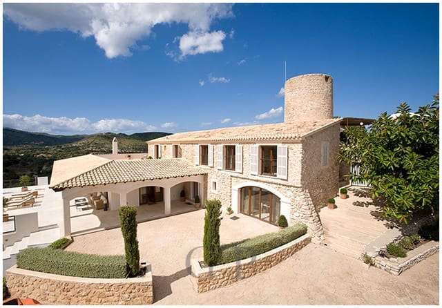 7 chambre Finca/Maison de Campagne à vendre à Artà avec piscine - 3 500 000 € (Ref: 9552278)