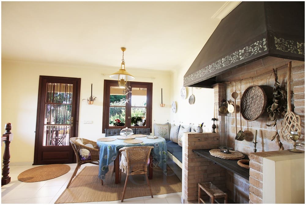 Chalet de 4 habitaciones en Cala Ratjada en venta con piscina - 1.695.000 € (Ref: 9552281)