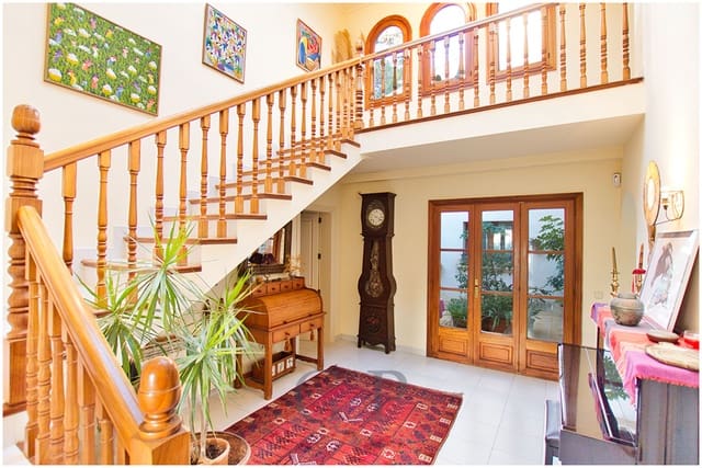 Chalet de 4 habitaciones en Cala Ratjada, Capdepera en venta con piscina - 1.695.000 € (Ref: 9552281)