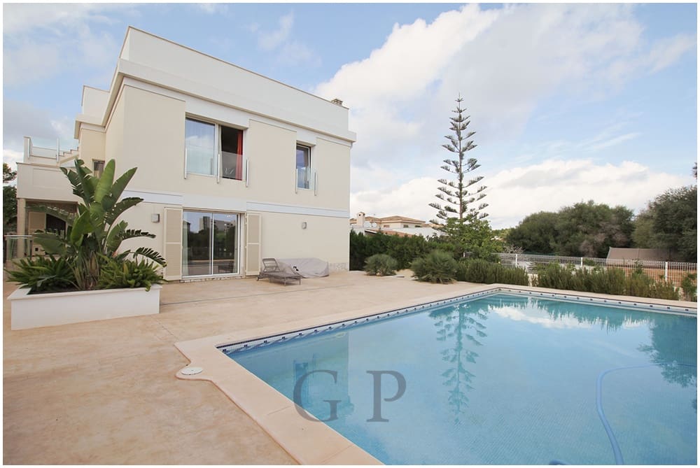 4 sypialnia Willa na sprzedaż w Sa Coma z basenem - 1 690 000 € (Ref: 9552283)