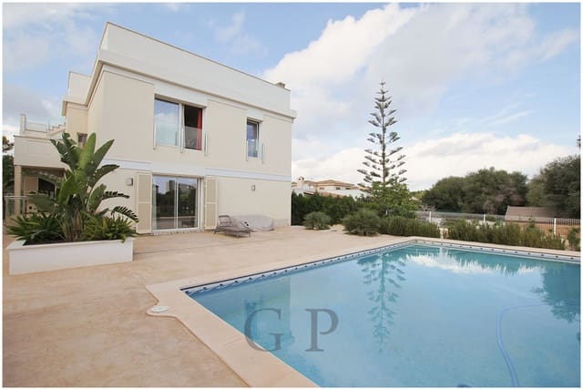 4 sypialnia Willa na sprzedaż w Sa Coma, Sant Llorenç des Cardassar z basenem - 1 690 000 € (Ref: 9552283)