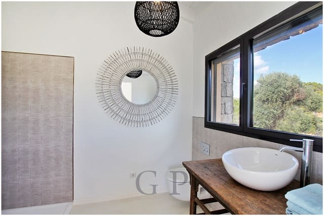 3 soverom Finca/Herregård til salgs i Capdepera med svømmebasseng - € 1 980 000 (Ref: 9552285)