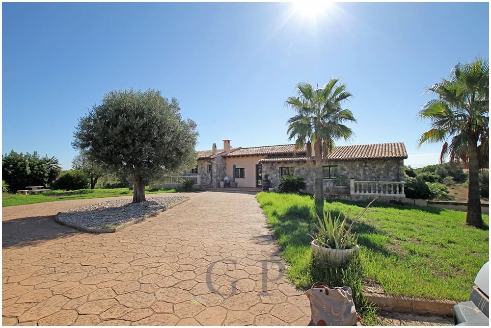 3 soverom Finca/Herregård til salgs i Capdepera med svømmebasseng - € 1 980 000 (Ref: 9552285)