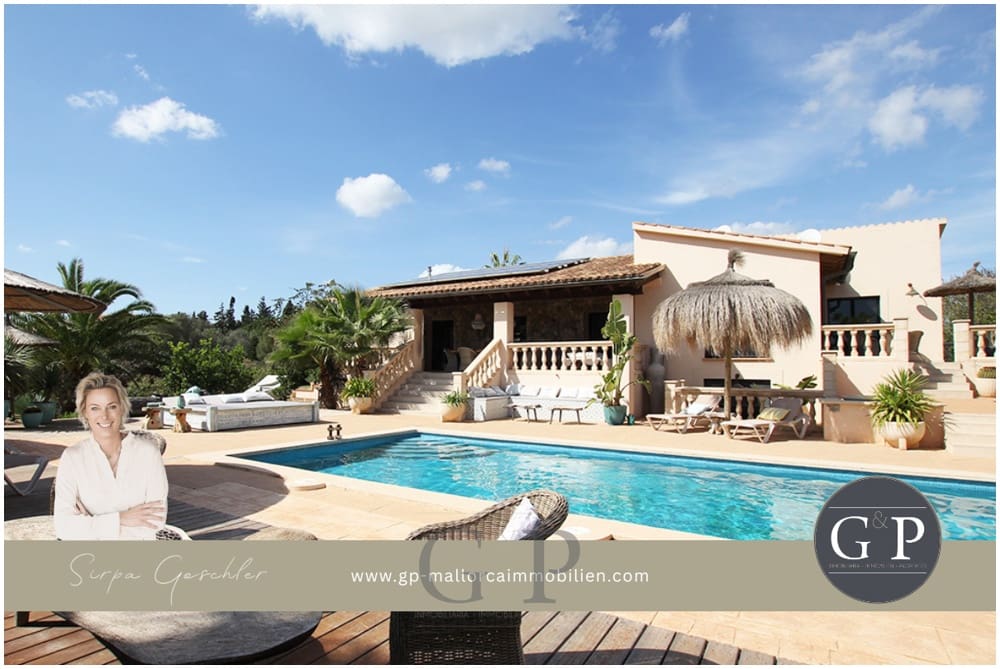 3 bedroom Finca/Country House for sale in Capdepera with pool - € 1,980,000 (Ref: 9552285)