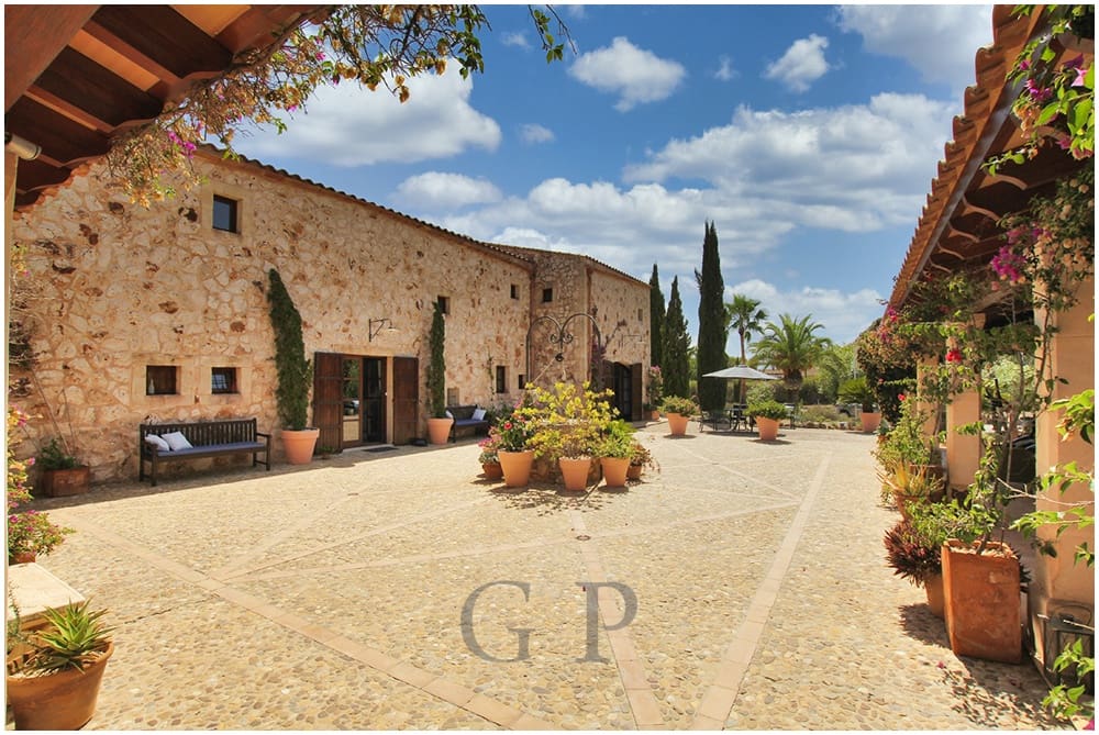 6 makuuhuone Maalaistalo myytävänä paikassa Manacor mukana uima-altaan - 4 150 000 € (Ref: 9552288)