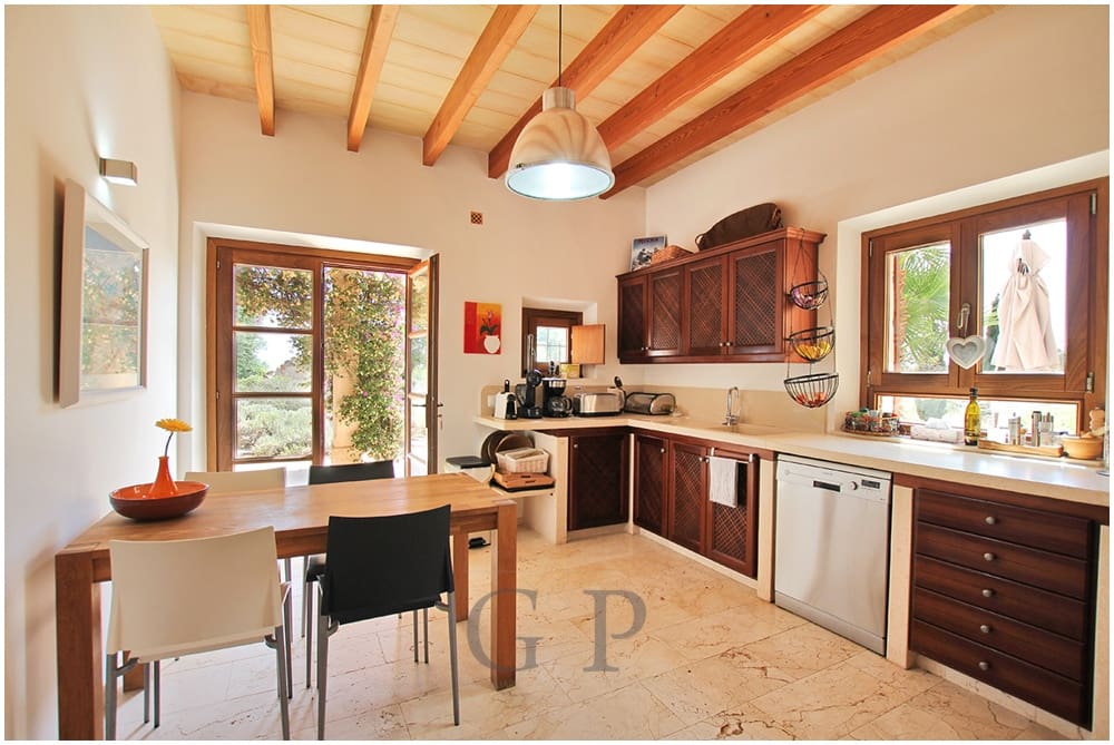 6 makuuhuone Maalaistalo myytävänä paikassa Manacor mukana uima-altaan - 4 150 000 € (Ref: 9552288)