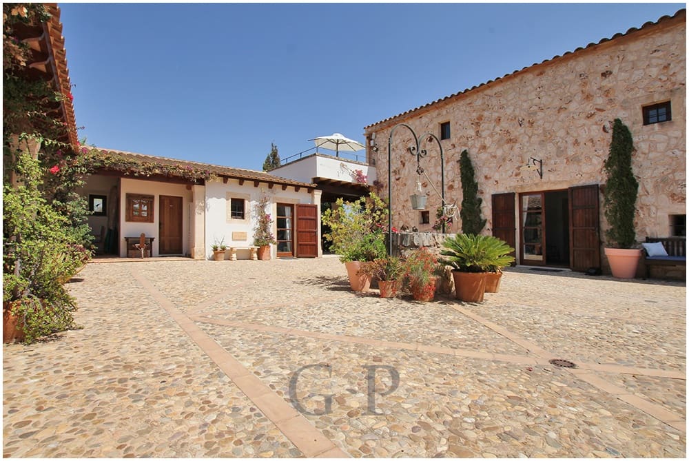 6 makuuhuone Maalaistalo myytävänä paikassa Manacor mukana uima-altaan - 4 150 000 € (Ref: 9552288)