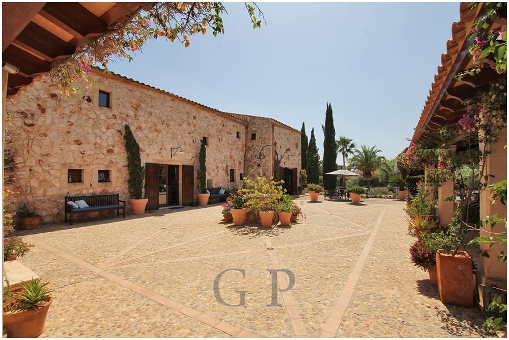 6 makuuhuone Maalaistalo myytävänä paikassa Manacor mukana uima-altaan - 4 150 000 € (Ref: 9552288)