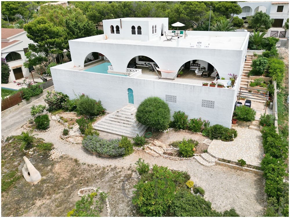5 soverom Villa til salgs i Cala Ratjada med svømmebasseng - € 2 600 000 (Ref: 9552289)