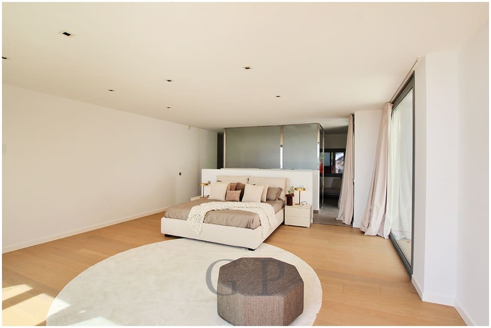 4 soveværelse Villa til salg i Canyamel med swimmingpool - € 3.995.000 (Ref: 9552291)