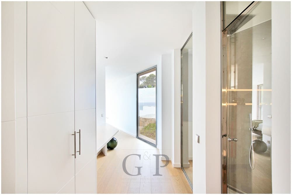 4 soveværelse Villa til salg i Canyamel med swimmingpool - € 3.995.000 (Ref: 9552291)