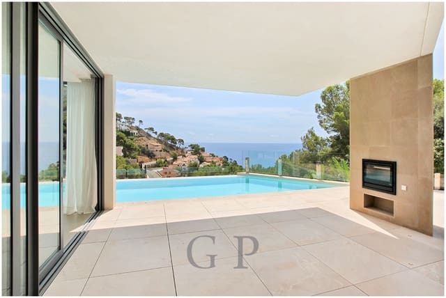 4 soveværelse Villa til salg i Canyamel, Capdepera med swimmingpool - € 3.995.000 (Ref: 9552291)