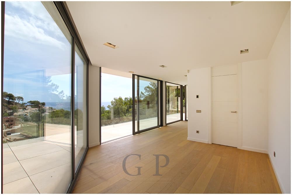 4 soveværelse Villa til salg i Canyamel med swimmingpool - € 3.995.000 (Ref: 9552291)