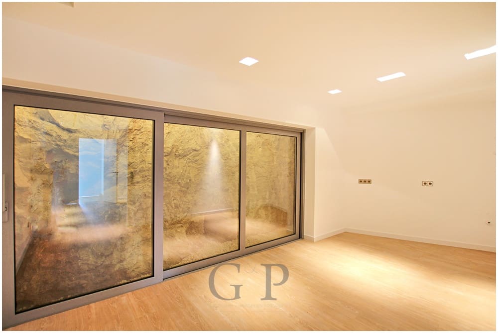 4 soveværelse Villa til salg i Canyamel med swimmingpool - € 3.995.000 (Ref: 9552291)